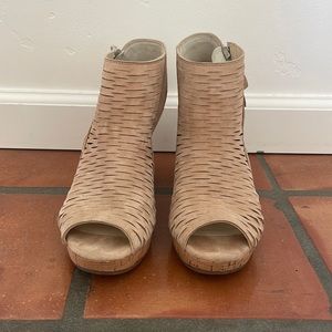 Paul Green Cayanne Peep Toe Bootie